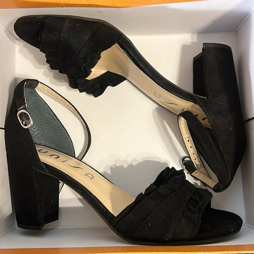 Unisa fabric heels. Color: Black. Size 8.